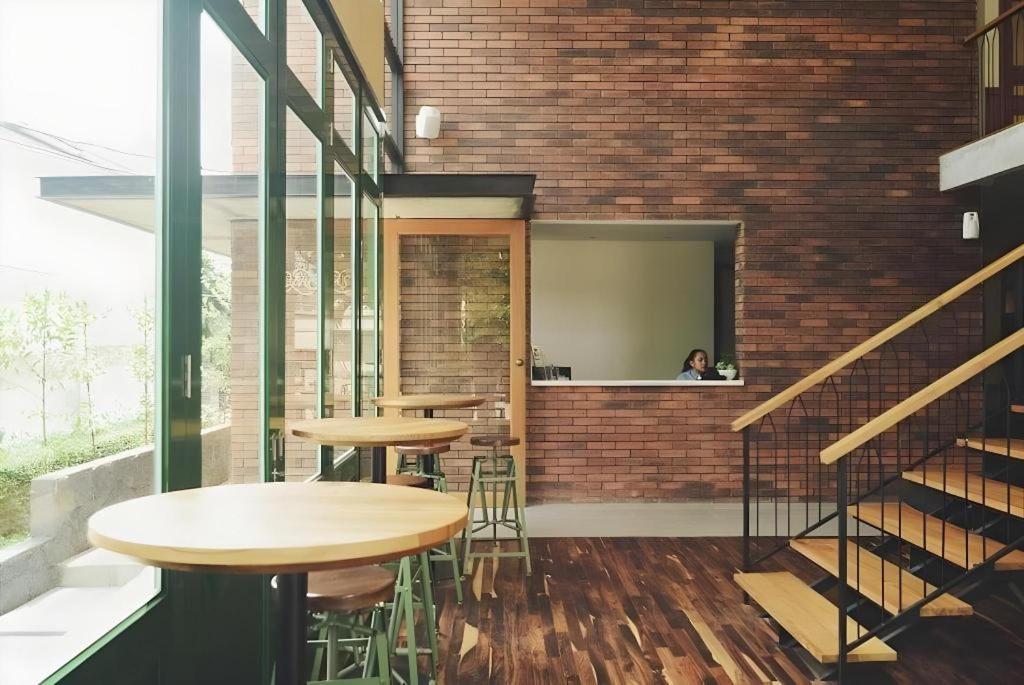万隆 The House Tour Middletown酒店 外观 照片
